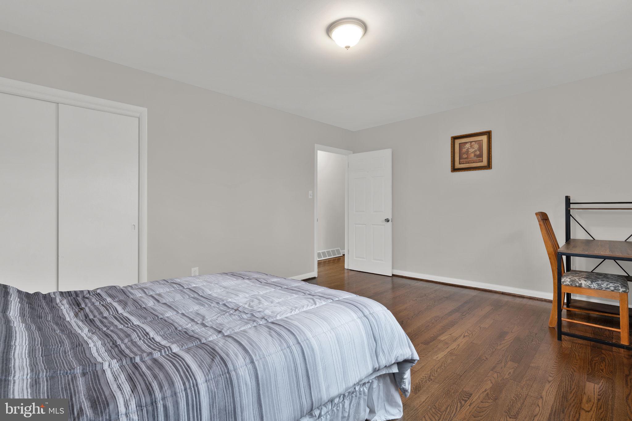 FRIENDLY HILLS - Residential
