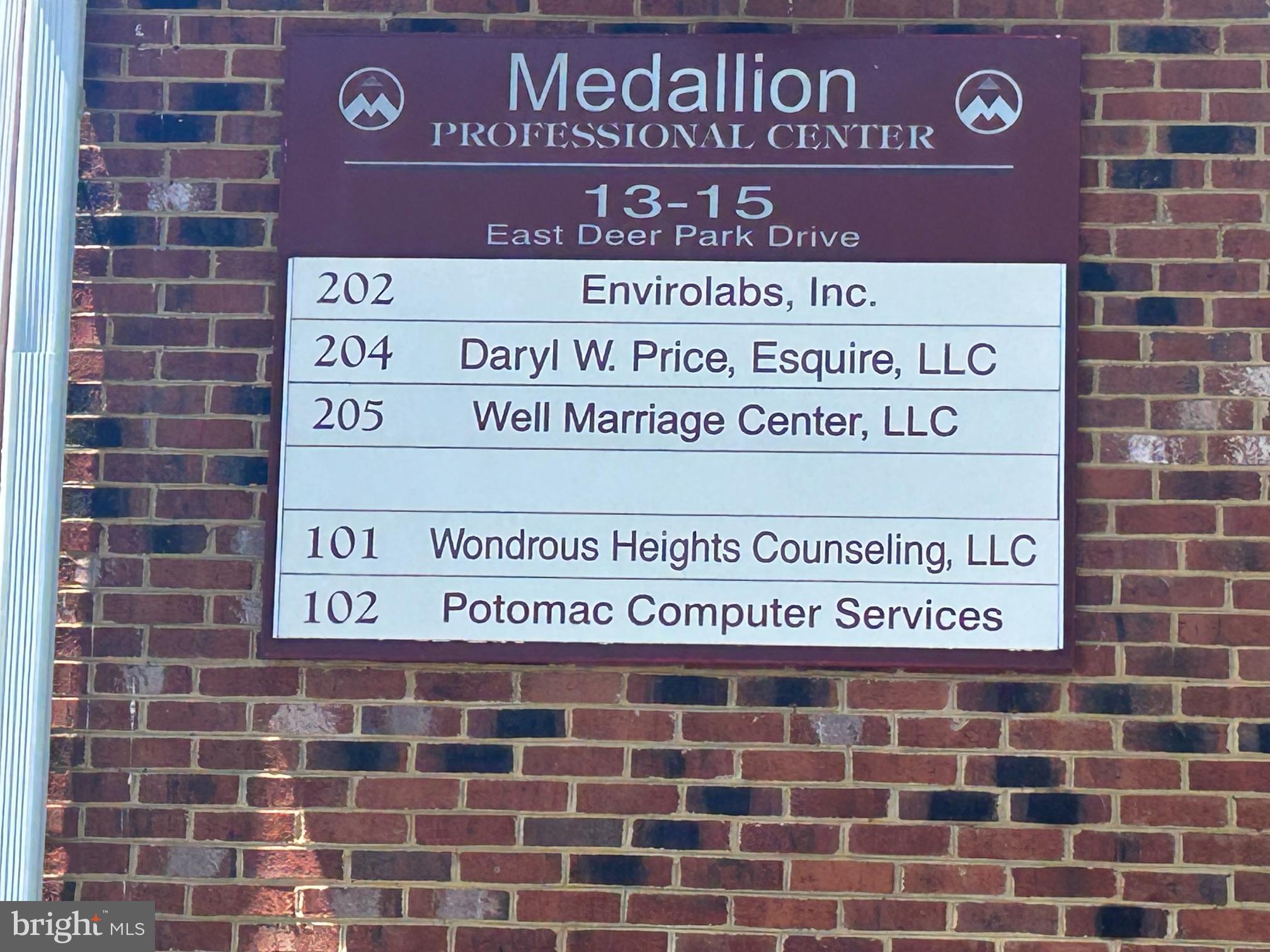 DEER PARK - Commercial Sale