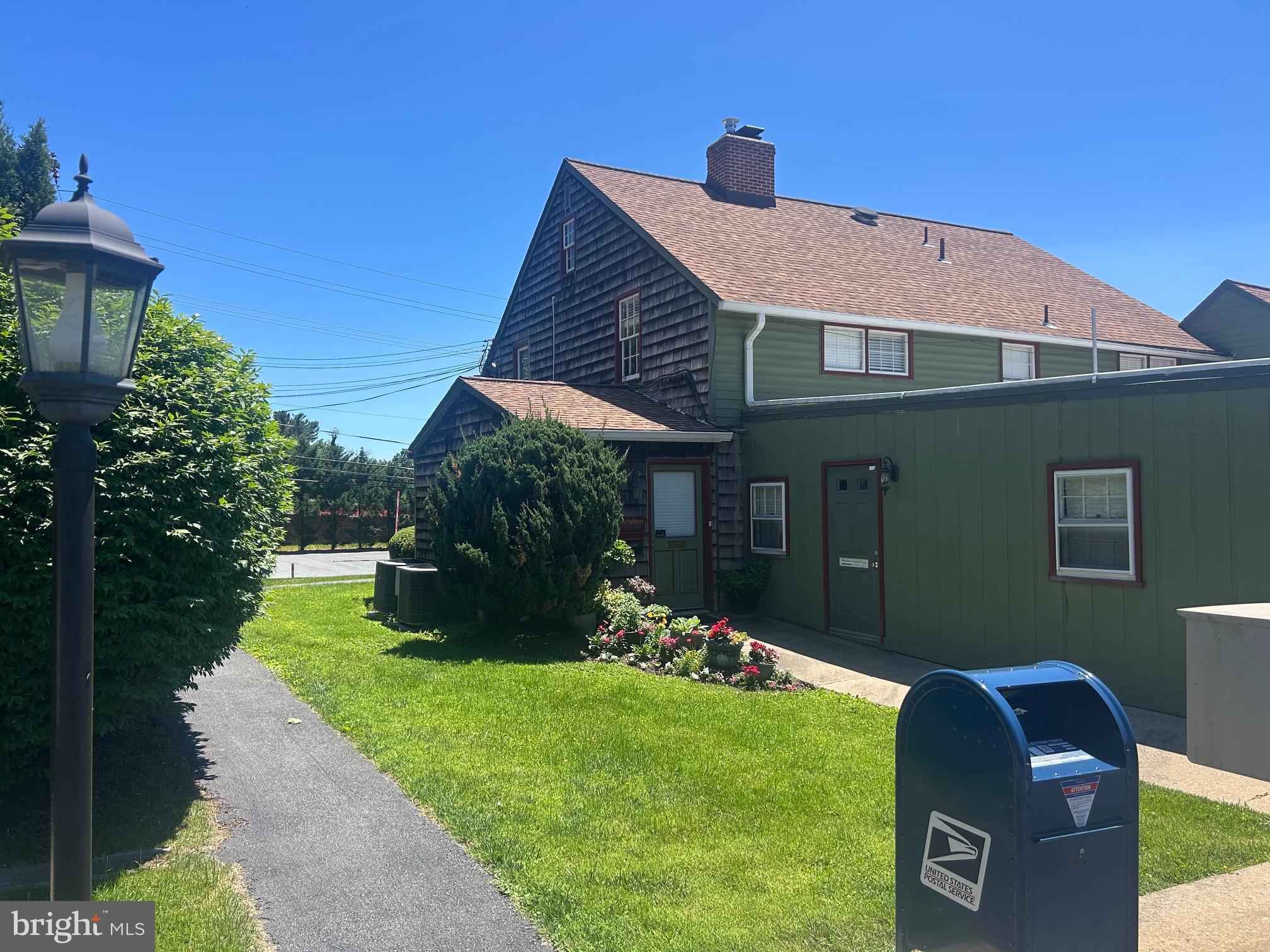 DEER PARK - Commercial Sale