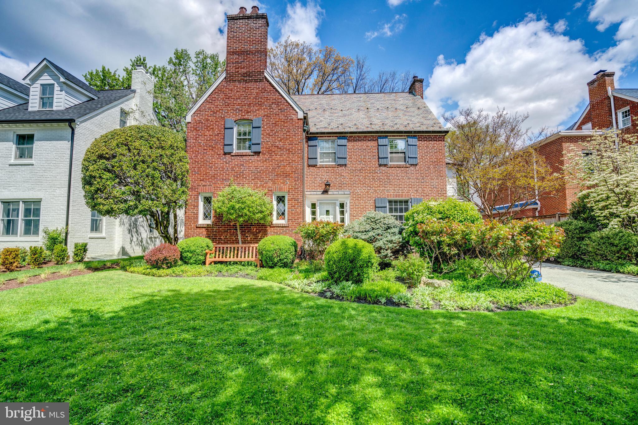 CHEVY CHASE VILLAGE - Residential