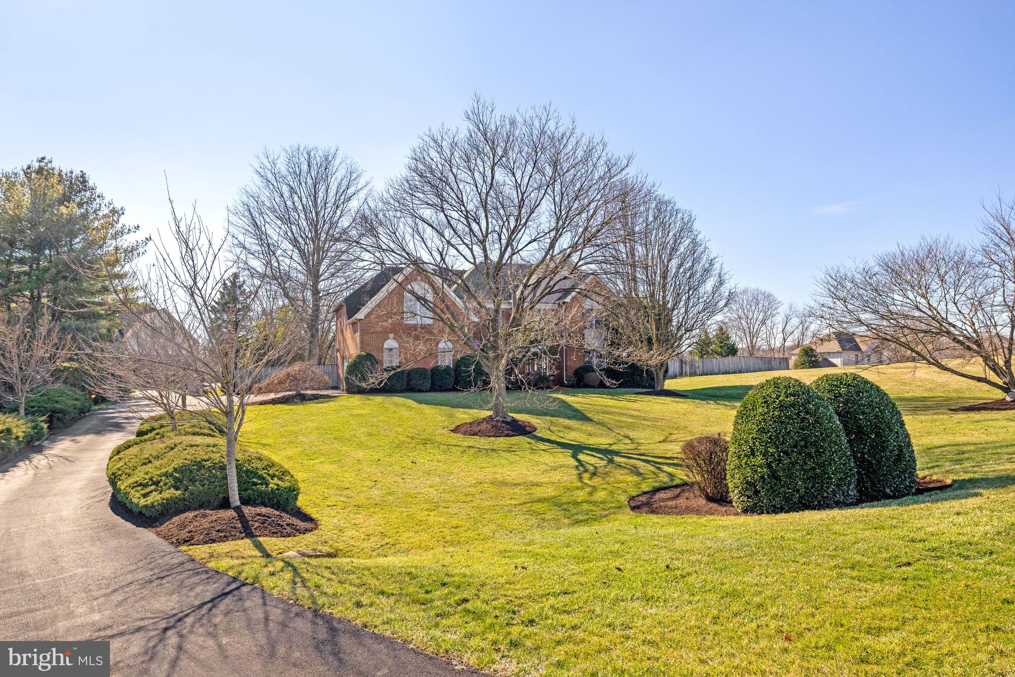 CRIPPENS CORNER - Residential