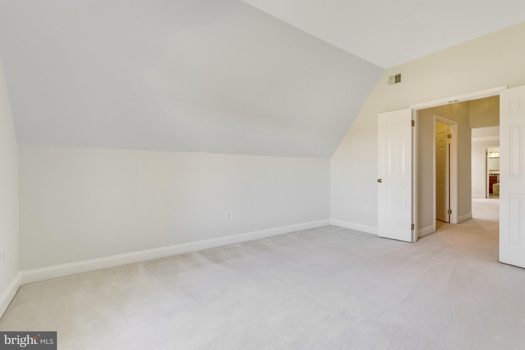CRIPPENS CORNER - Residential