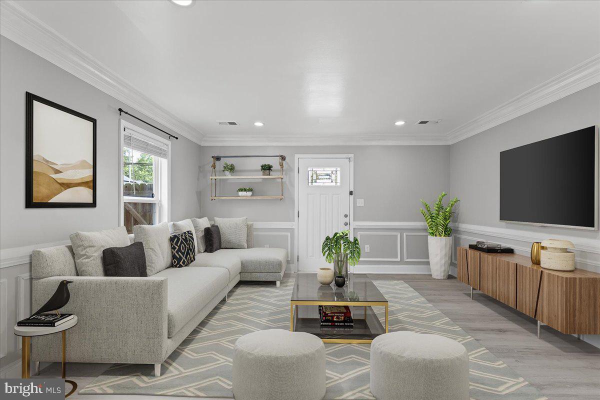 GR CAPITOL HEIGHTS - Residential