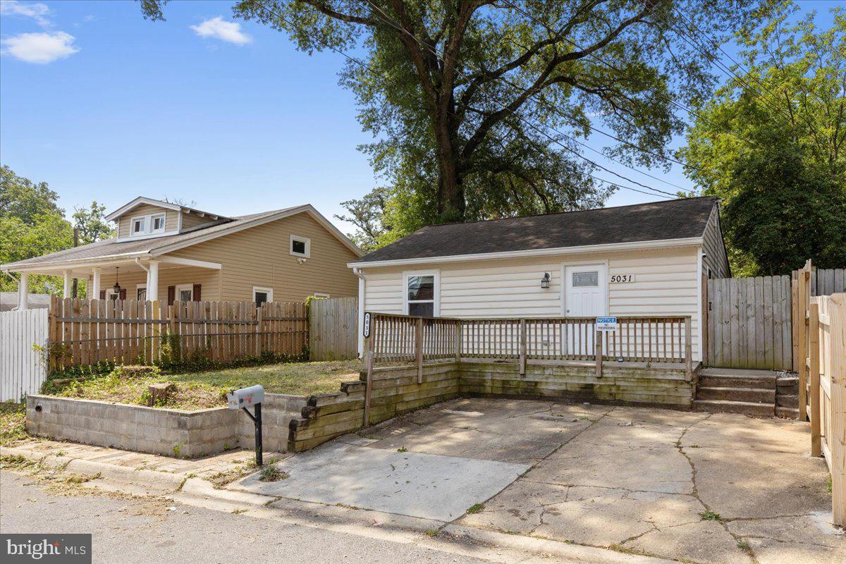 GR CAPITOL HEIGHTS - Residential