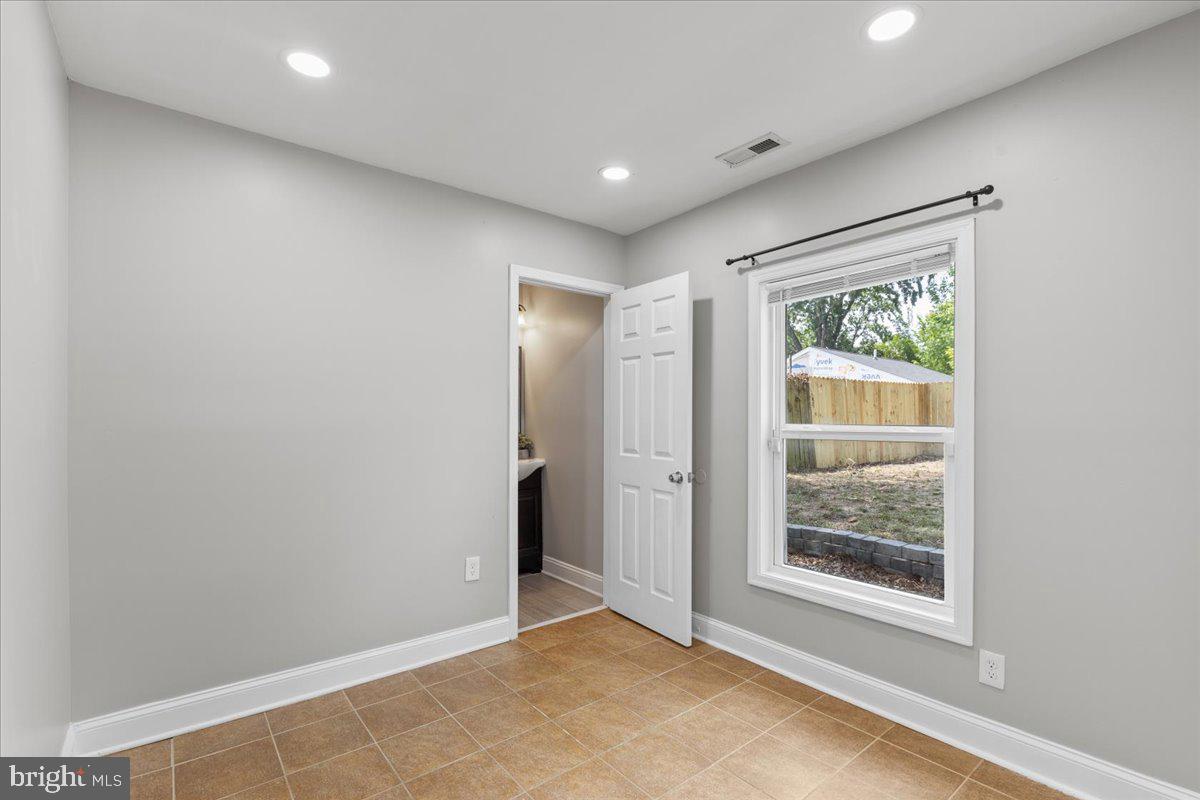 GR CAPITOL HEIGHTS - Residential