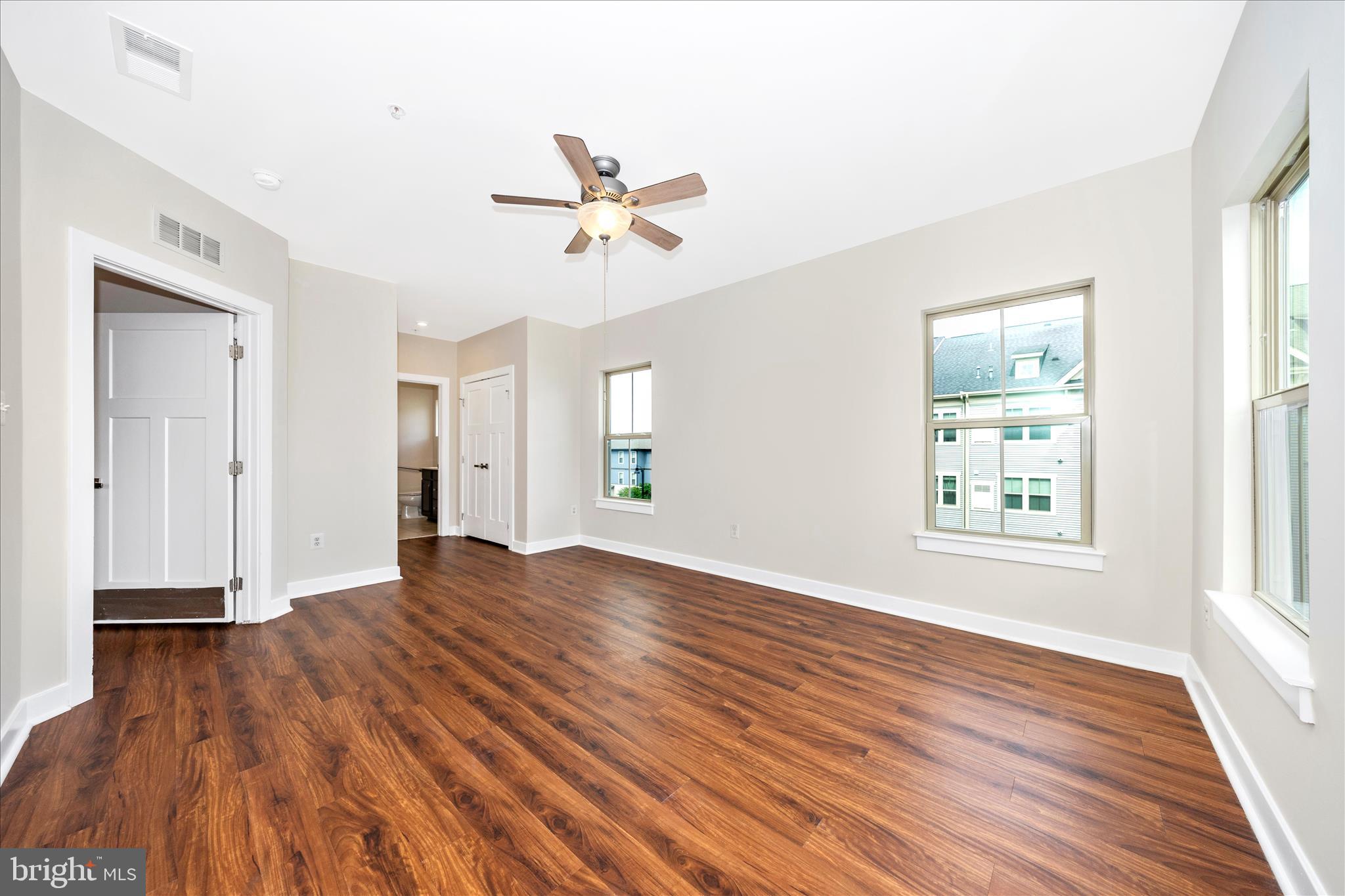 LINGANORE GARDEN CONDOMINIUMS - Residential