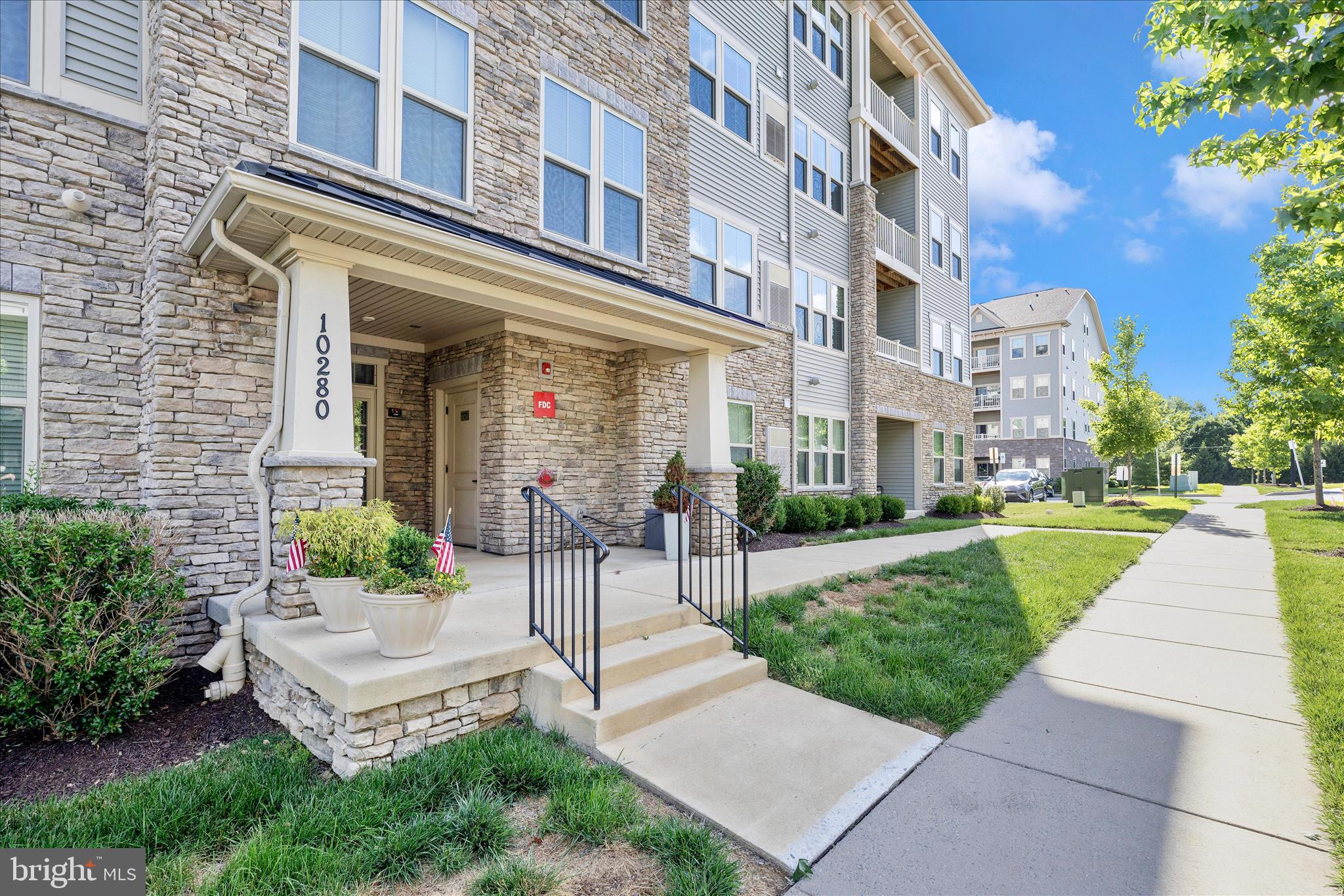 LINGANORE GARDEN CONDOMINIUMS - Residential
