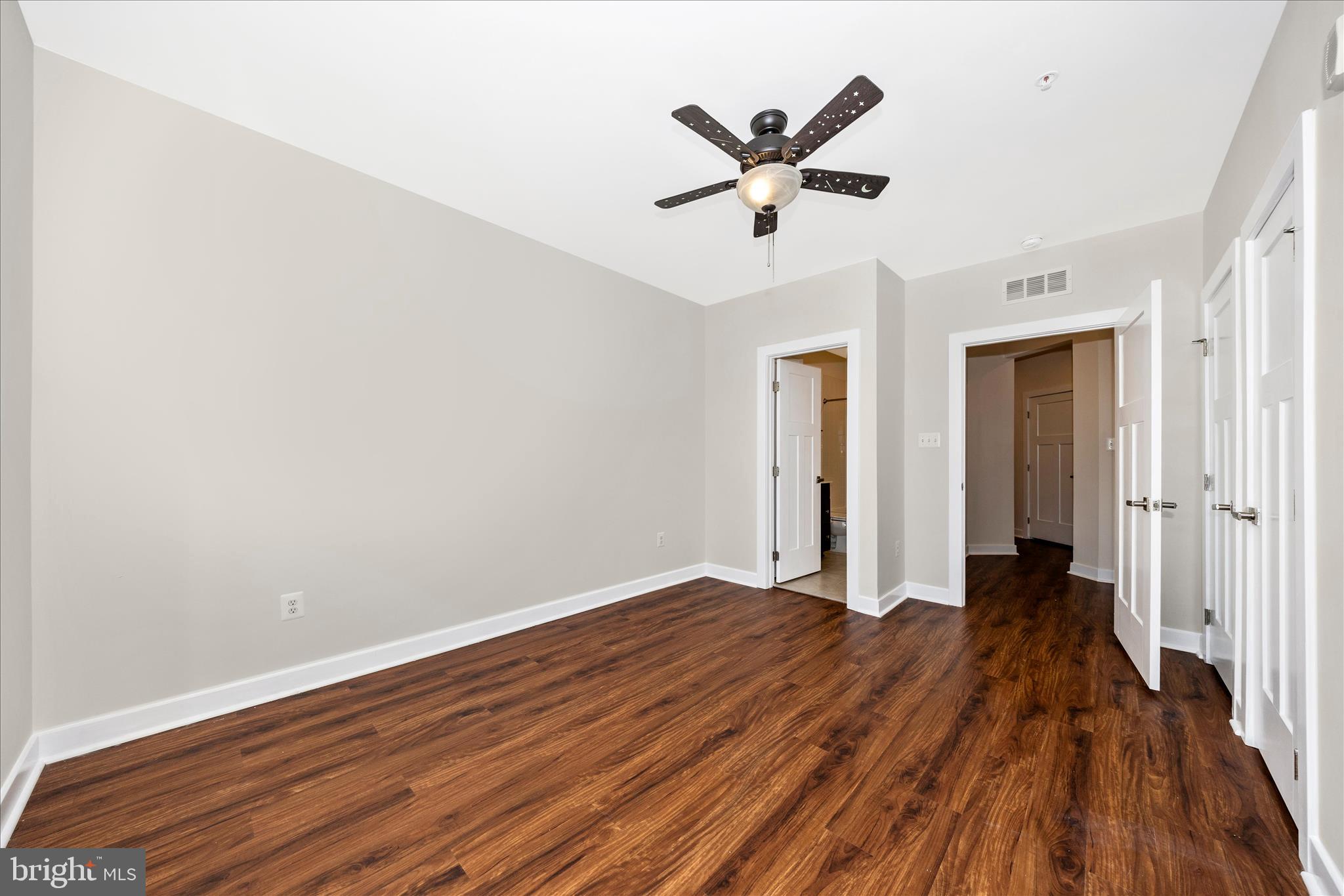 LINGANORE GARDEN CONDOMINIUMS - Residential