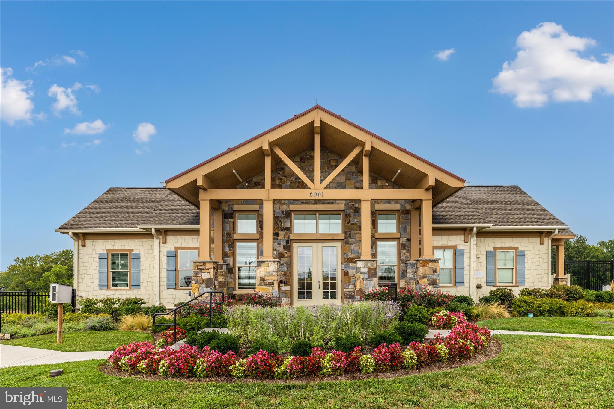 LINGANORE GARDEN CONDOMINIUMS - Residential