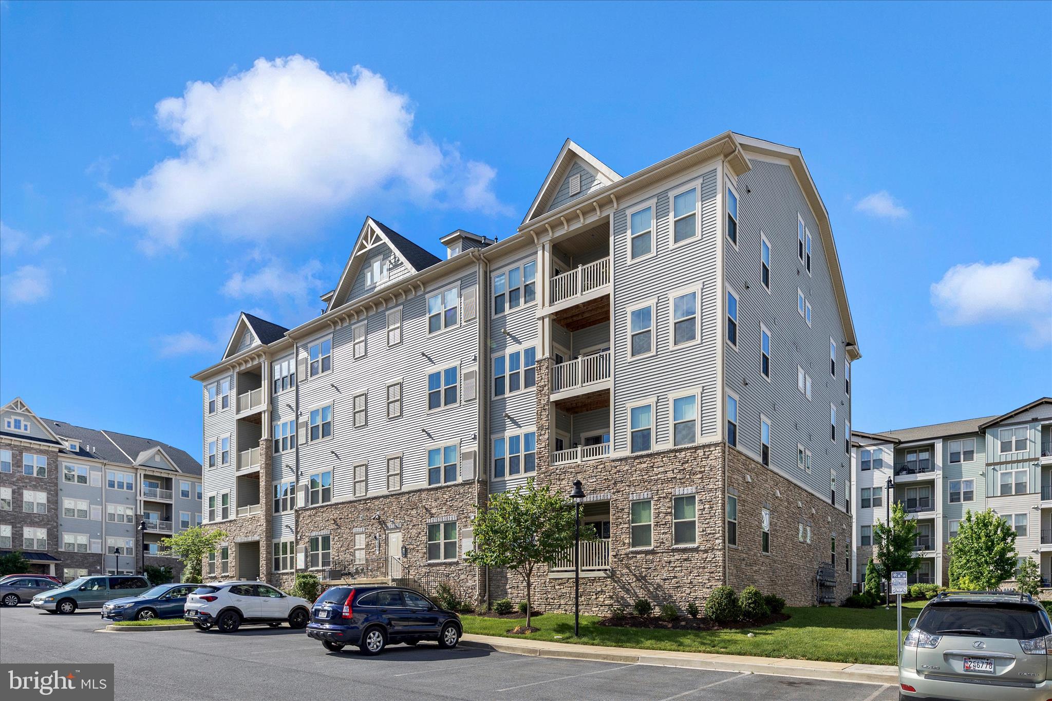 LINGANORE GARDEN CONDOMINIUMS - Residential