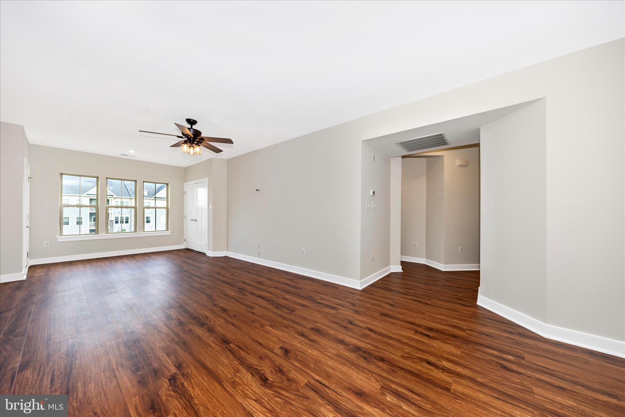 LINGANORE GARDEN CONDOMINIUMS - Residential