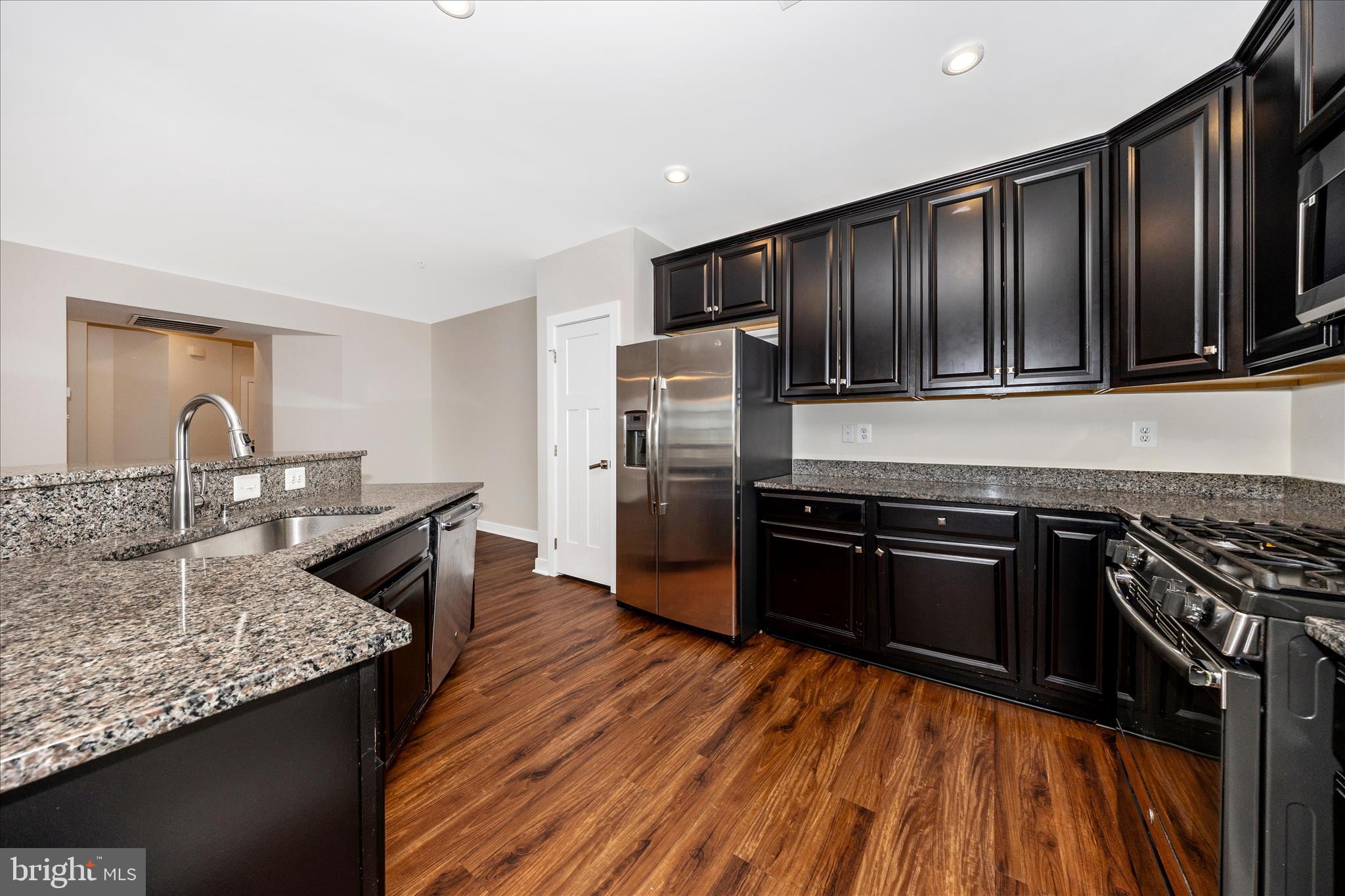 LINGANORE GARDEN CONDOMINIUMS - Residential