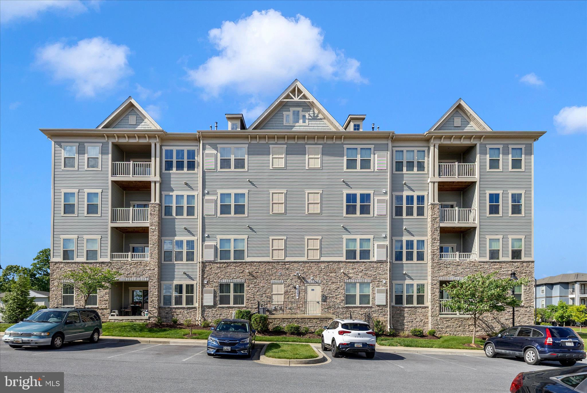 LINGANORE GARDEN CONDOMINIUMS - Residential
