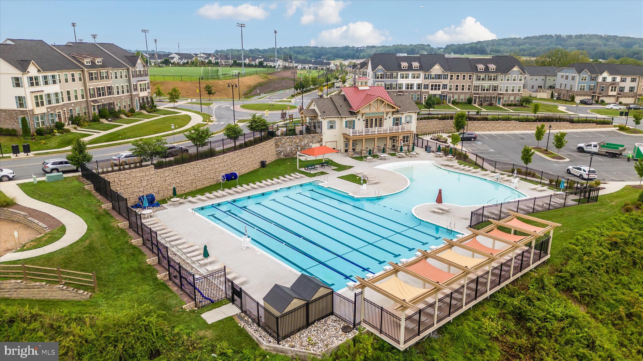 LINGANORE GARDEN CONDOMINIUMS - Residential