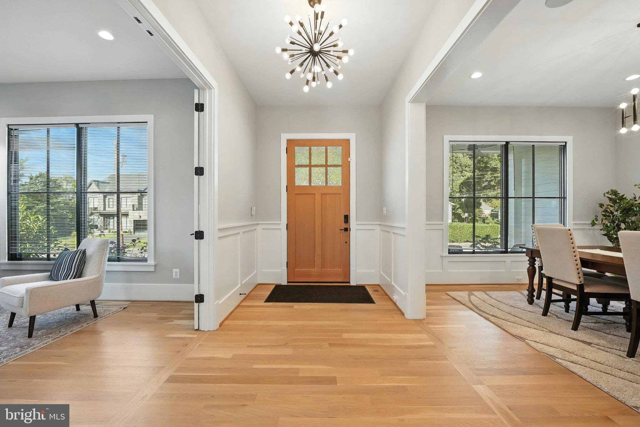 BROYHILL GLEN GARY PARK - Residential