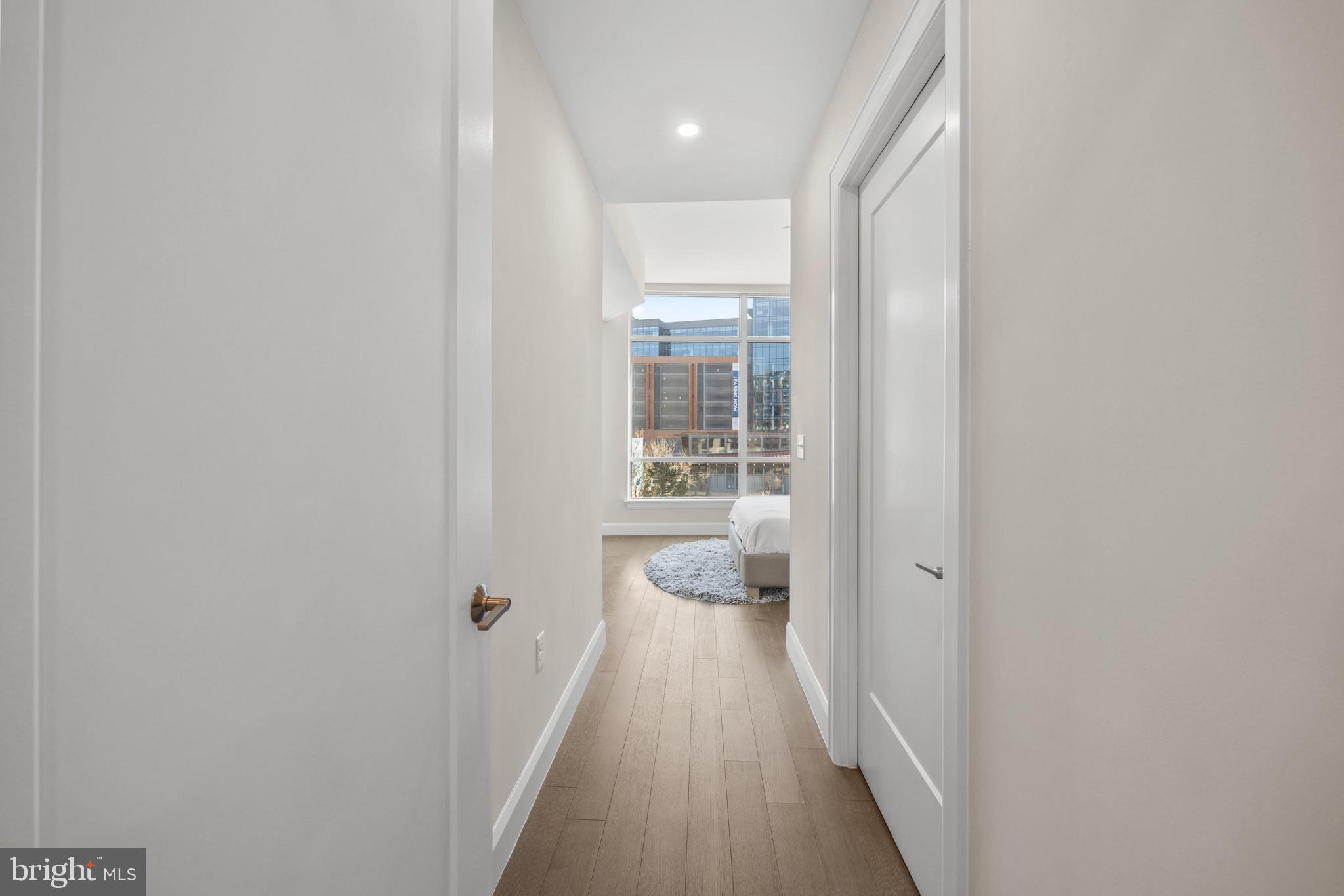 HARBOR EAST - Residential