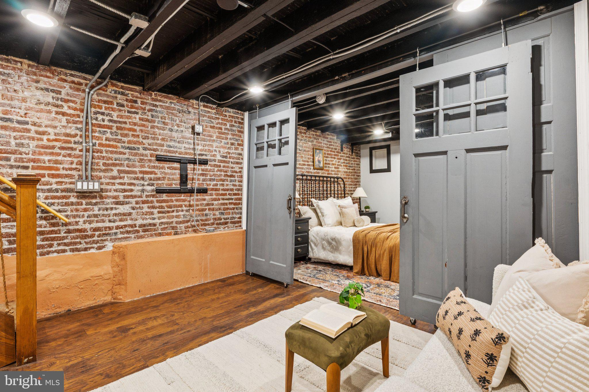 CANTON - Residential Lease