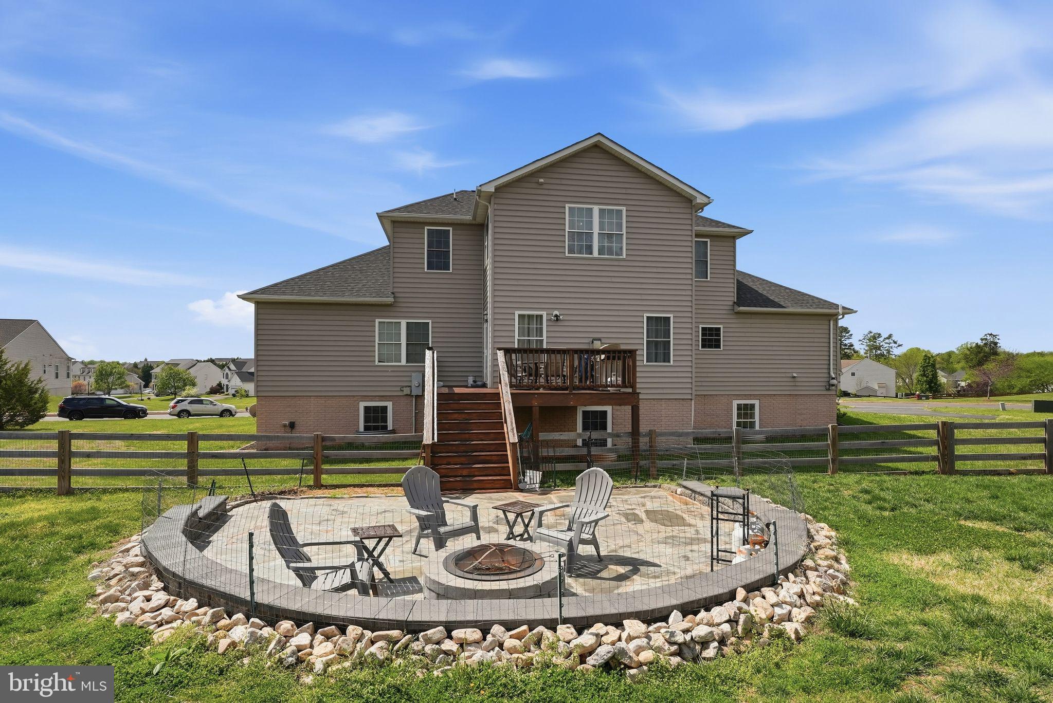 NORTH RIDGE - Residential