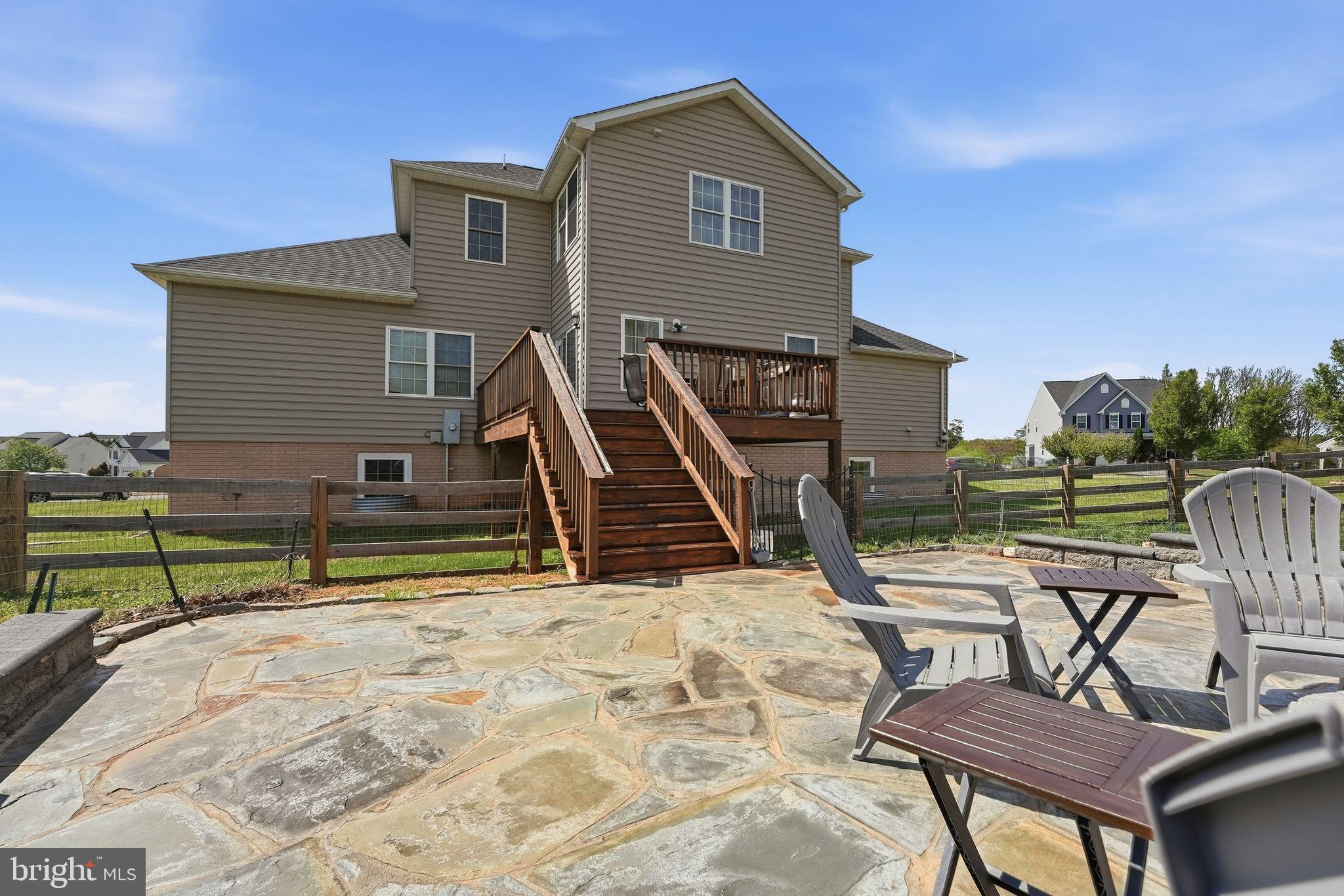 NORTH RIDGE - Residential