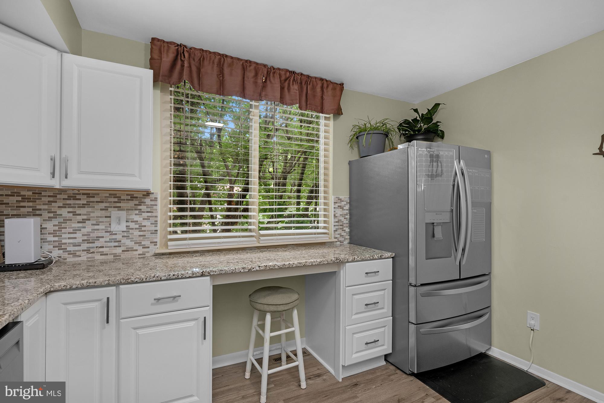 SUMMIT TOWNHOUSES - Residential