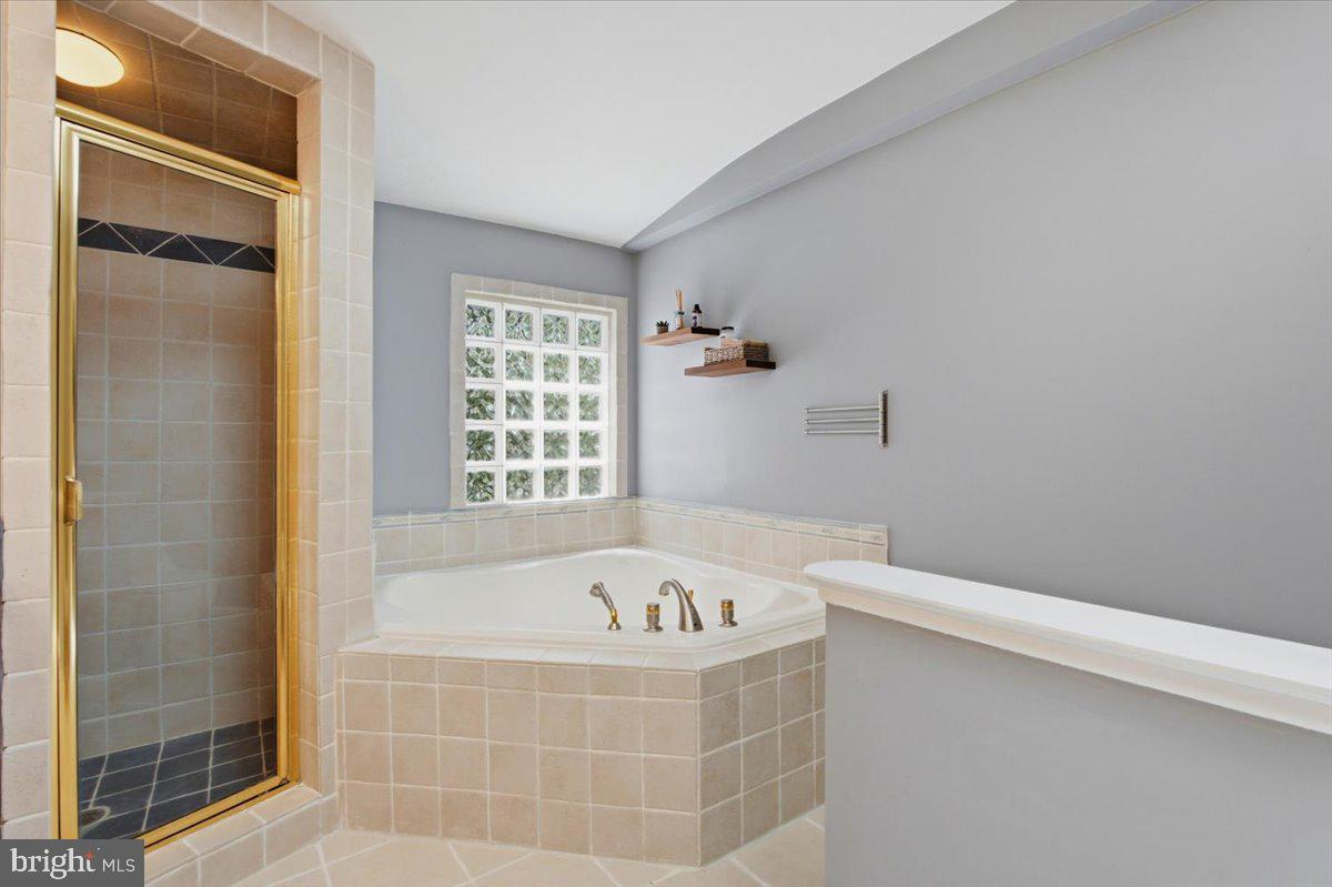 HOMEWOOD - Residential