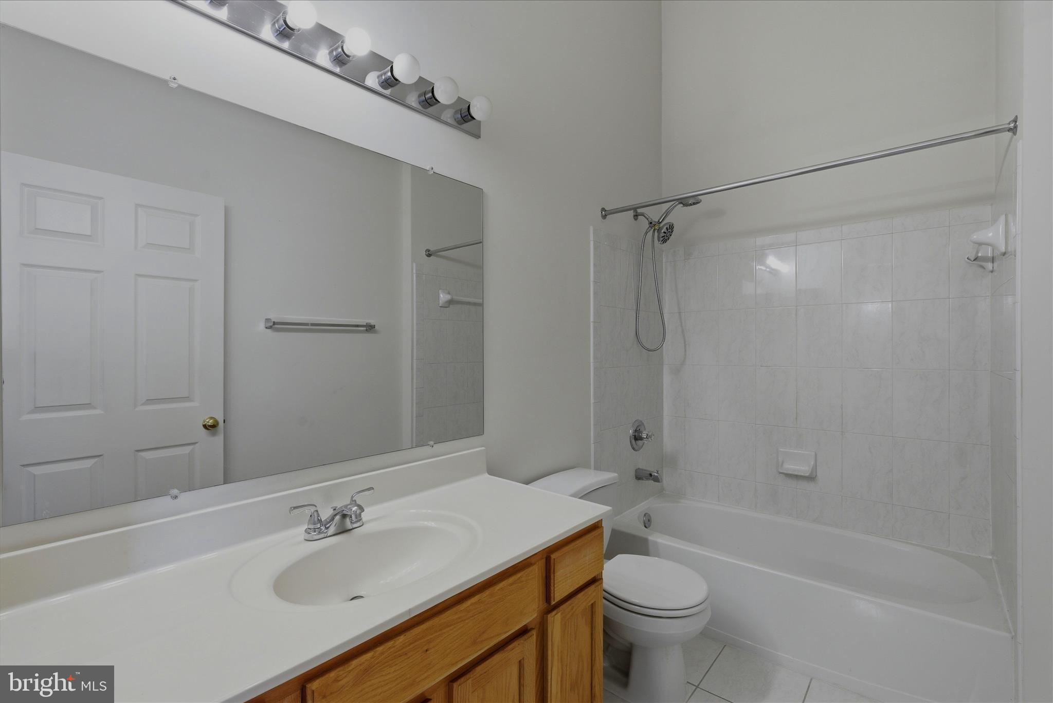 VISTA GARDENS PLAT 1> - Residential