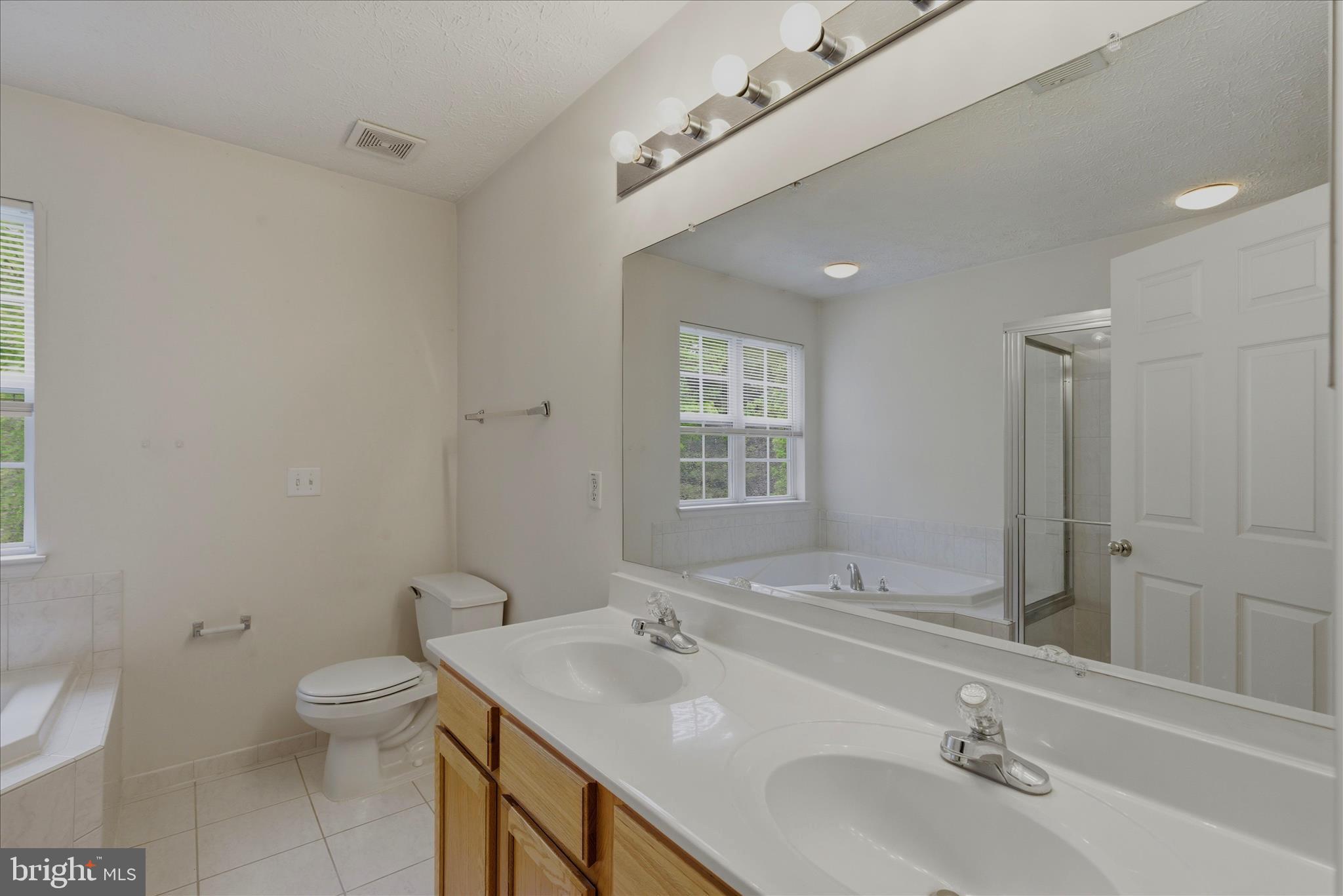 VISTA GARDENS PLAT 1> - Residential