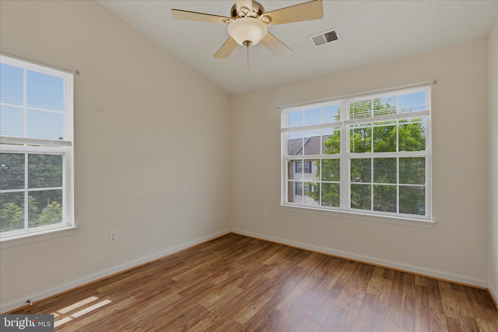 VISTA GARDENS PLAT 1> - Residential
