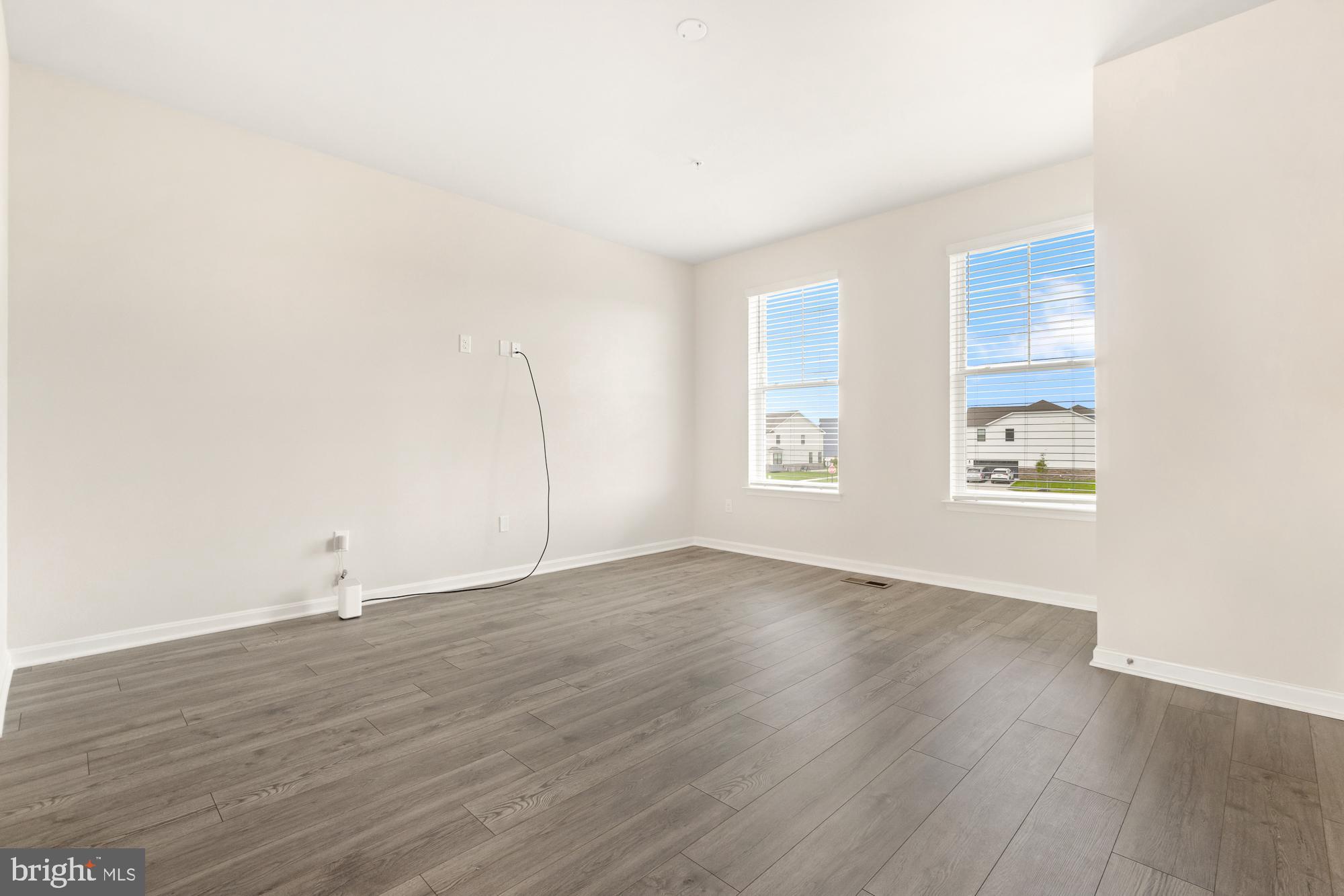 RENN QUARTER - Residential Lease