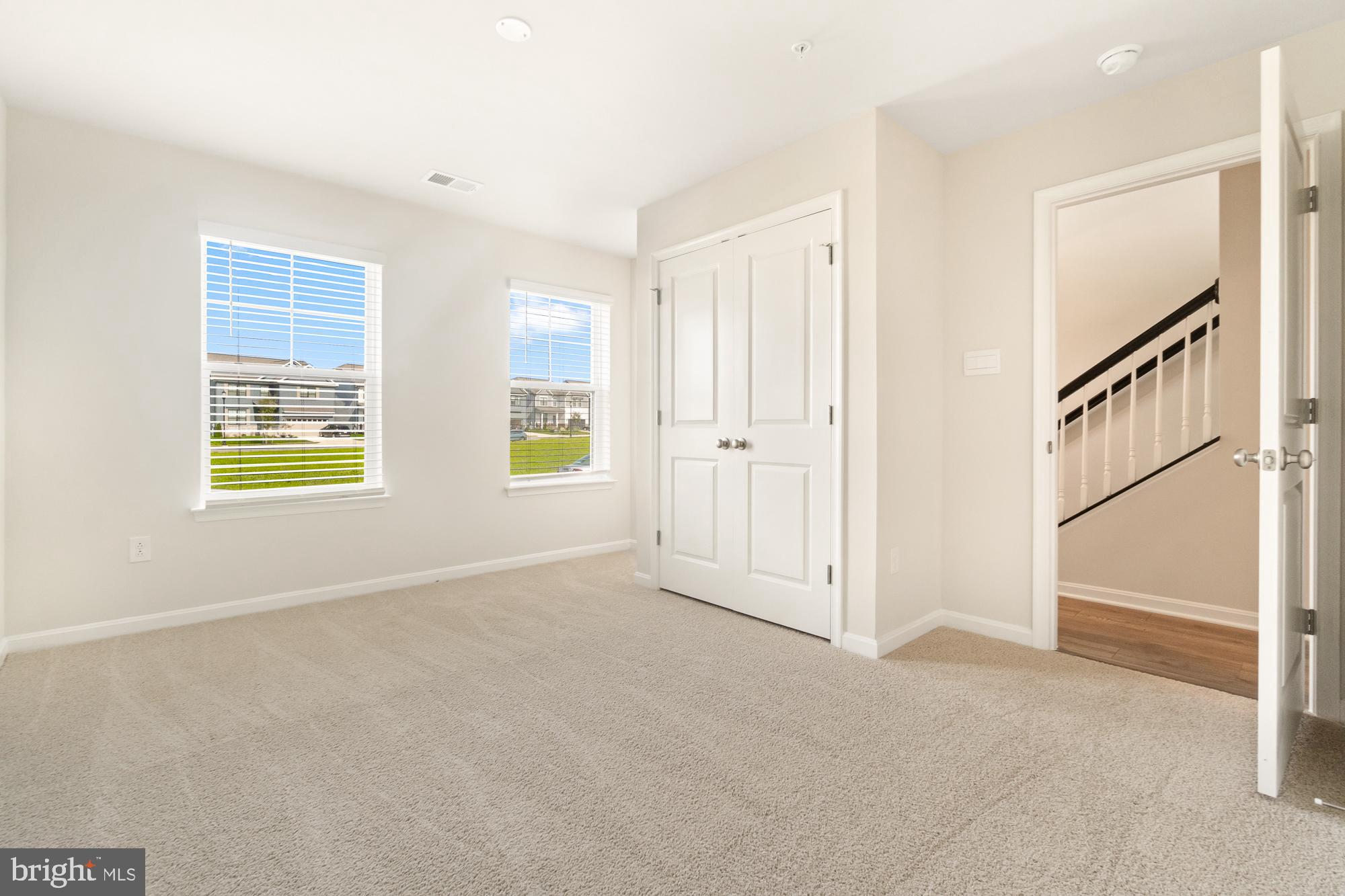 RENN QUARTER - Residential Lease