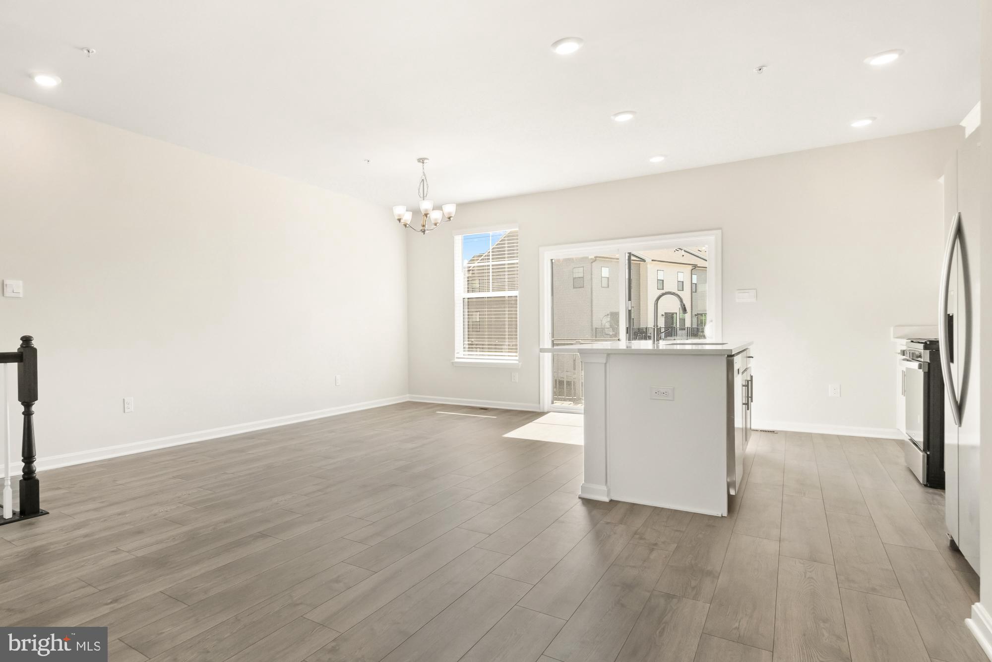RENN QUARTER - Residential Lease