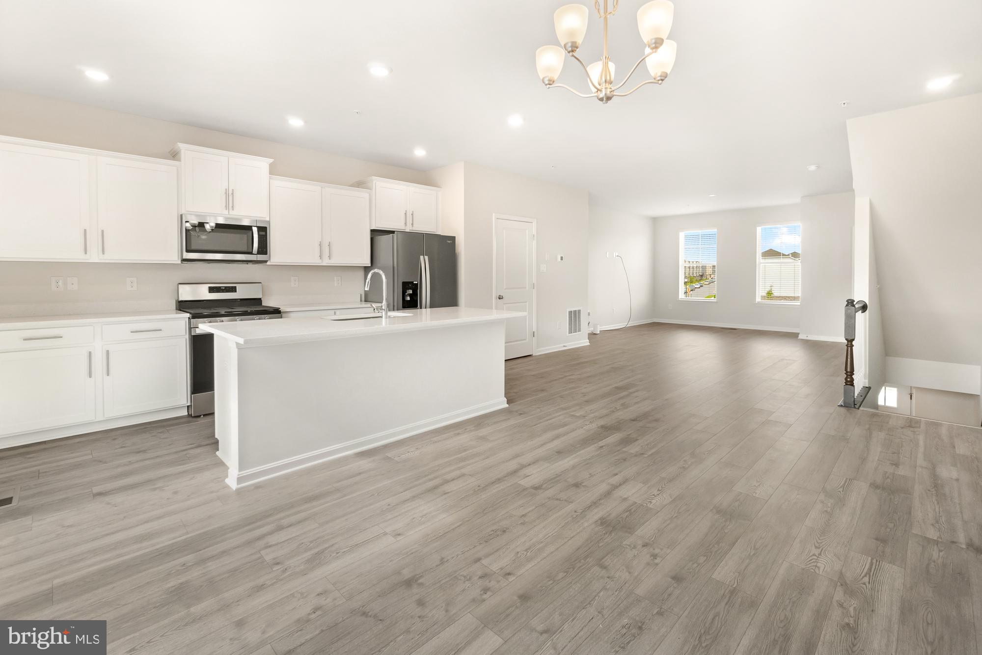 RENN QUARTER - Residential Lease