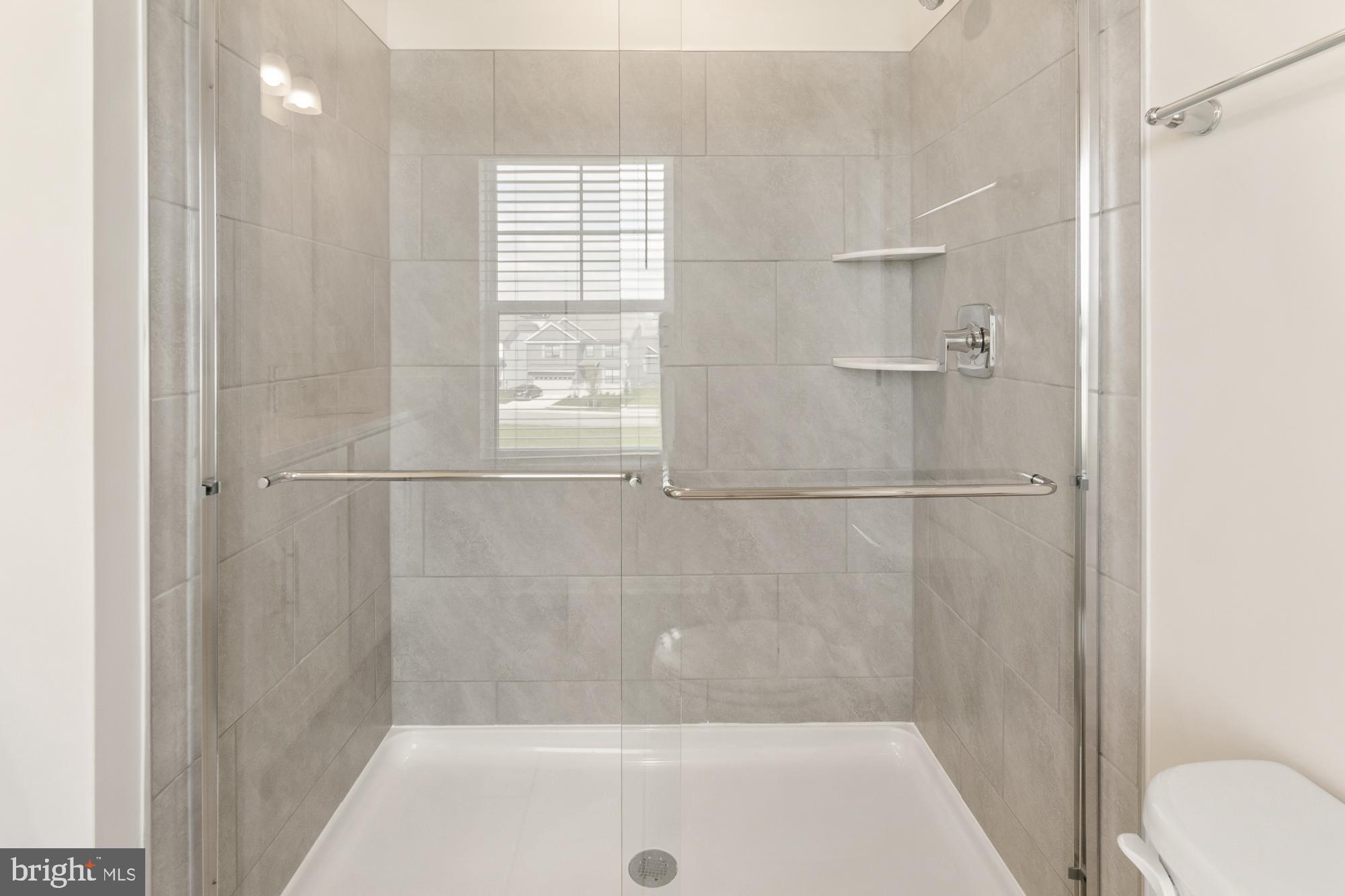 RENN QUARTER - Residential Lease