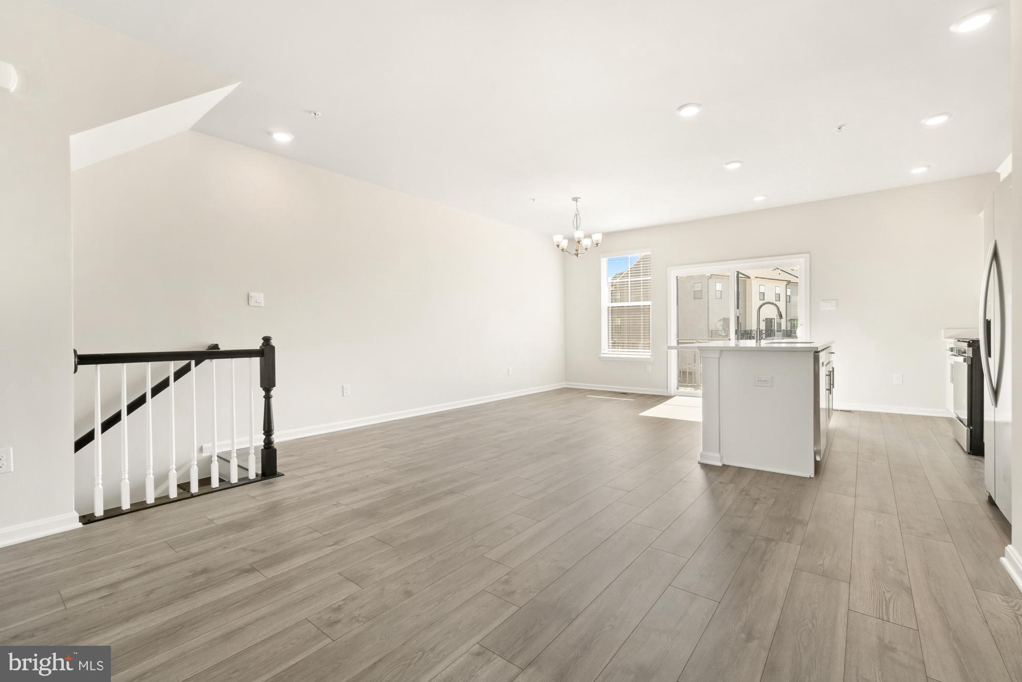 RENN QUARTER - Residential Lease