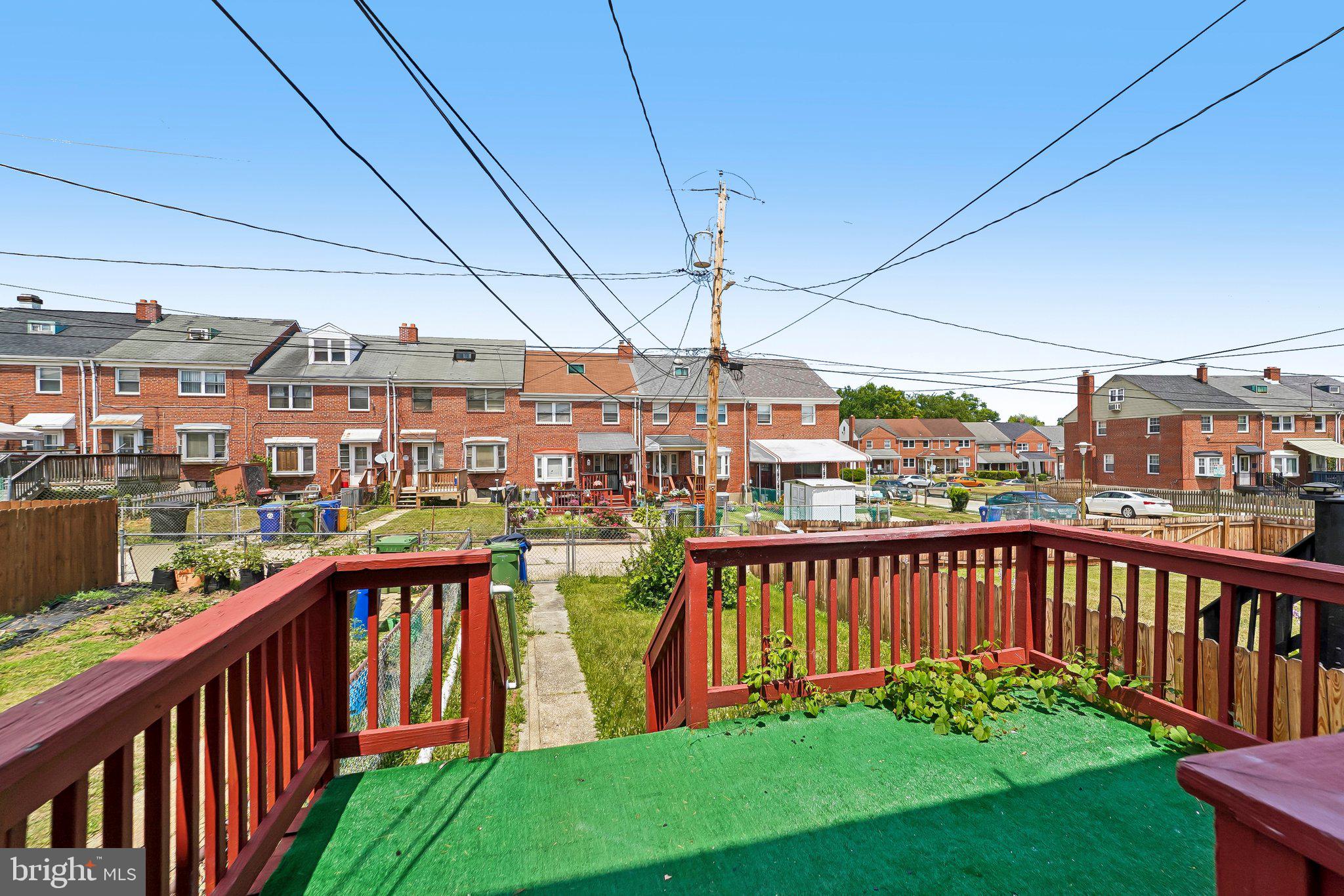 PERRING LOCH - Residential