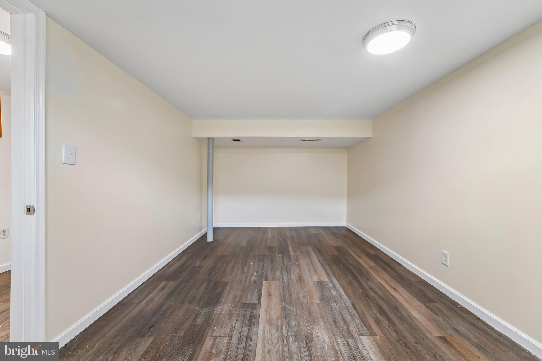PERRING LOCH - Residential