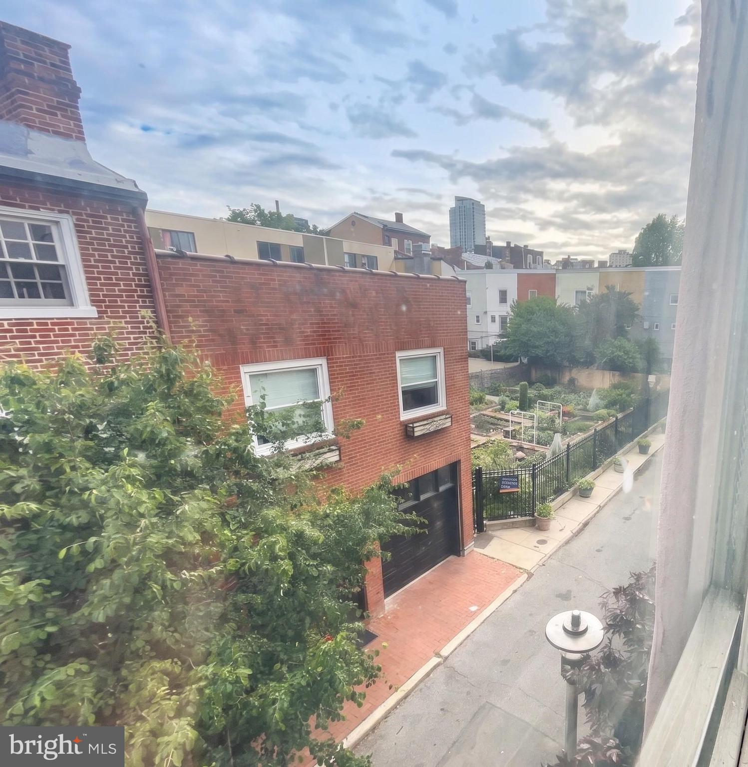 WASHINGTON SQ WEST - Residential