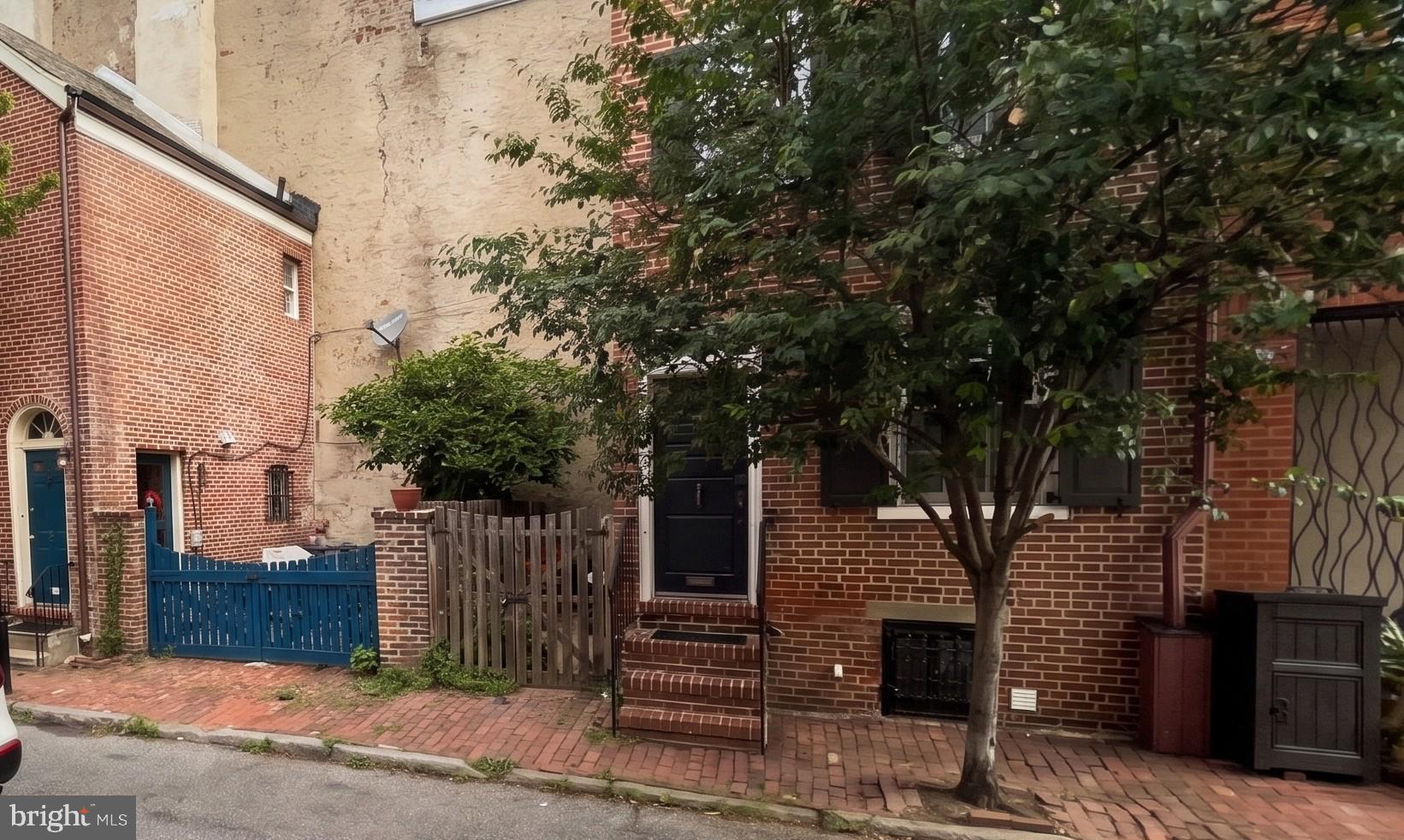 WASHINGTON SQ WEST - Residential