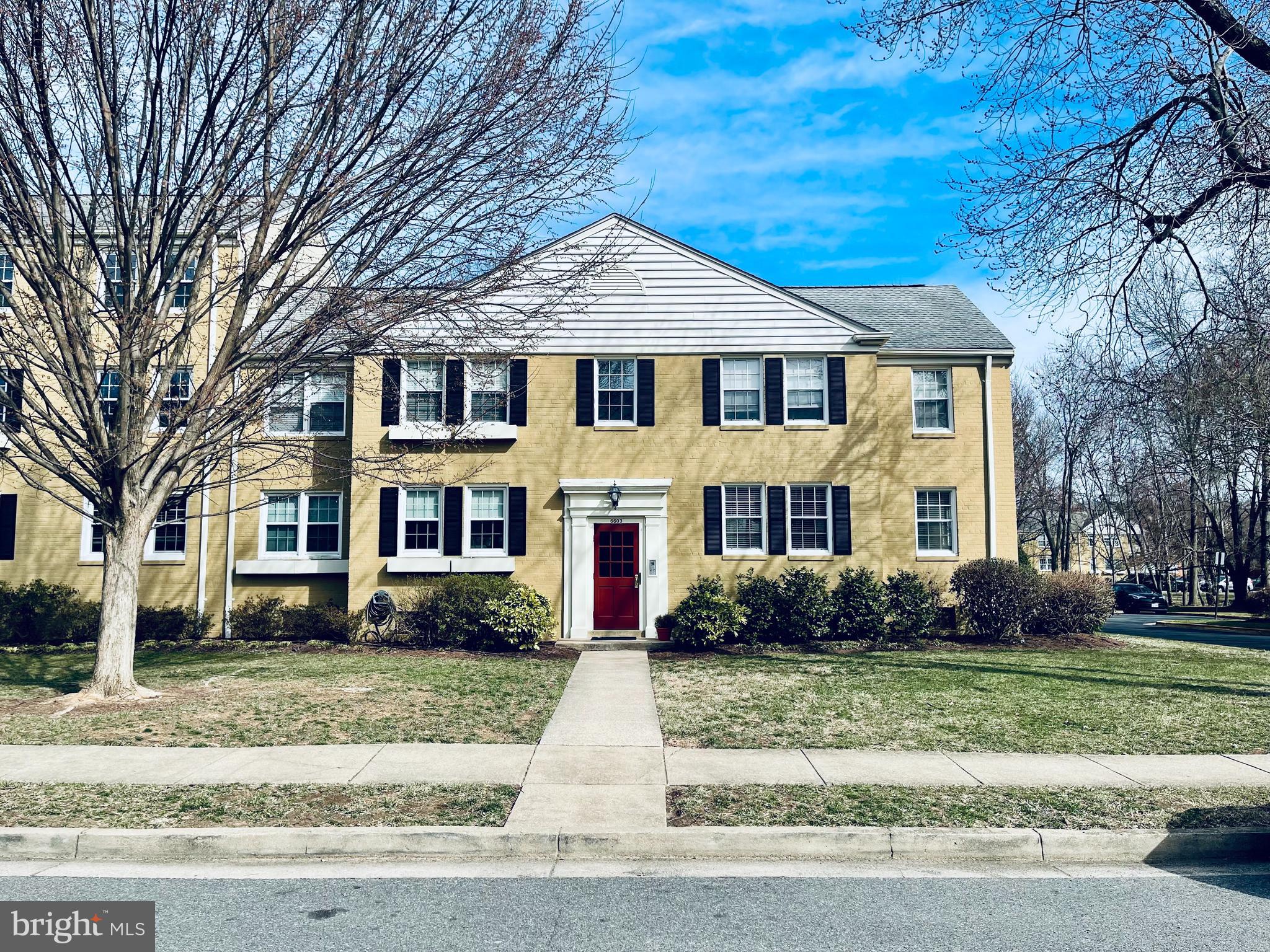 BELLE VIEW - Residential Lease