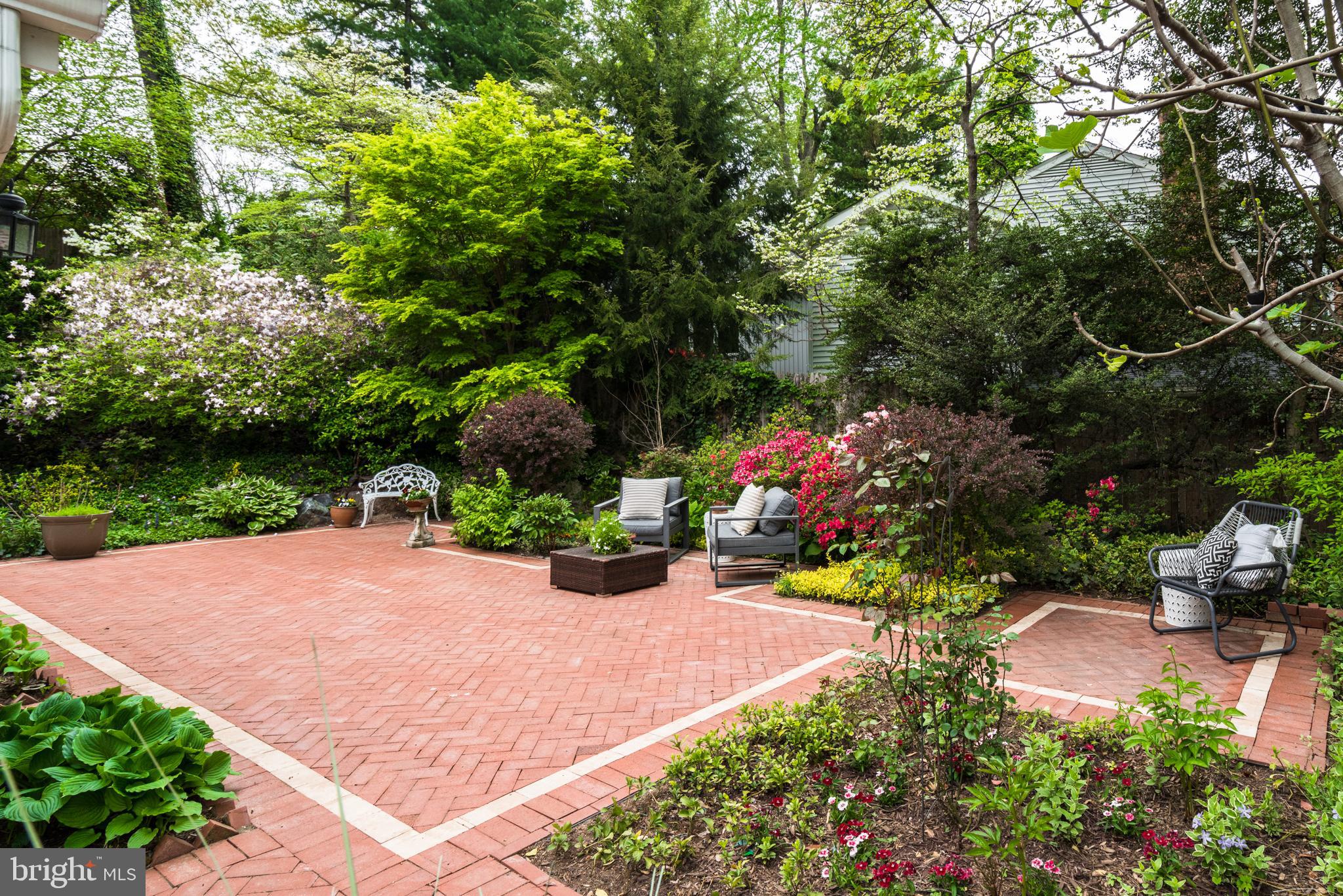 WOODBURN - Residential
