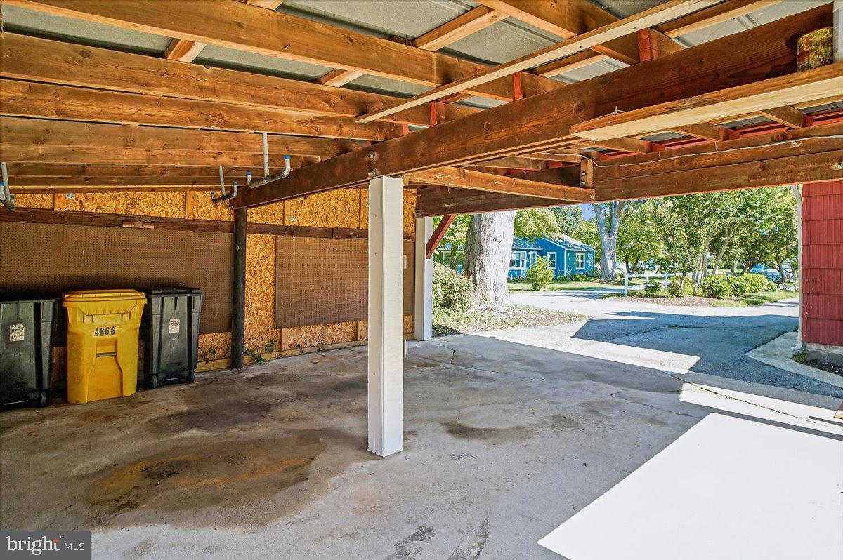 GALESVILLE - Residential