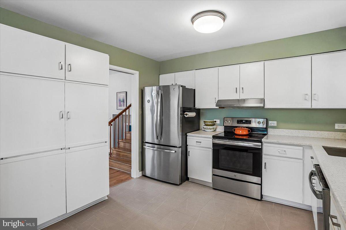 GALESVILLE - Residential