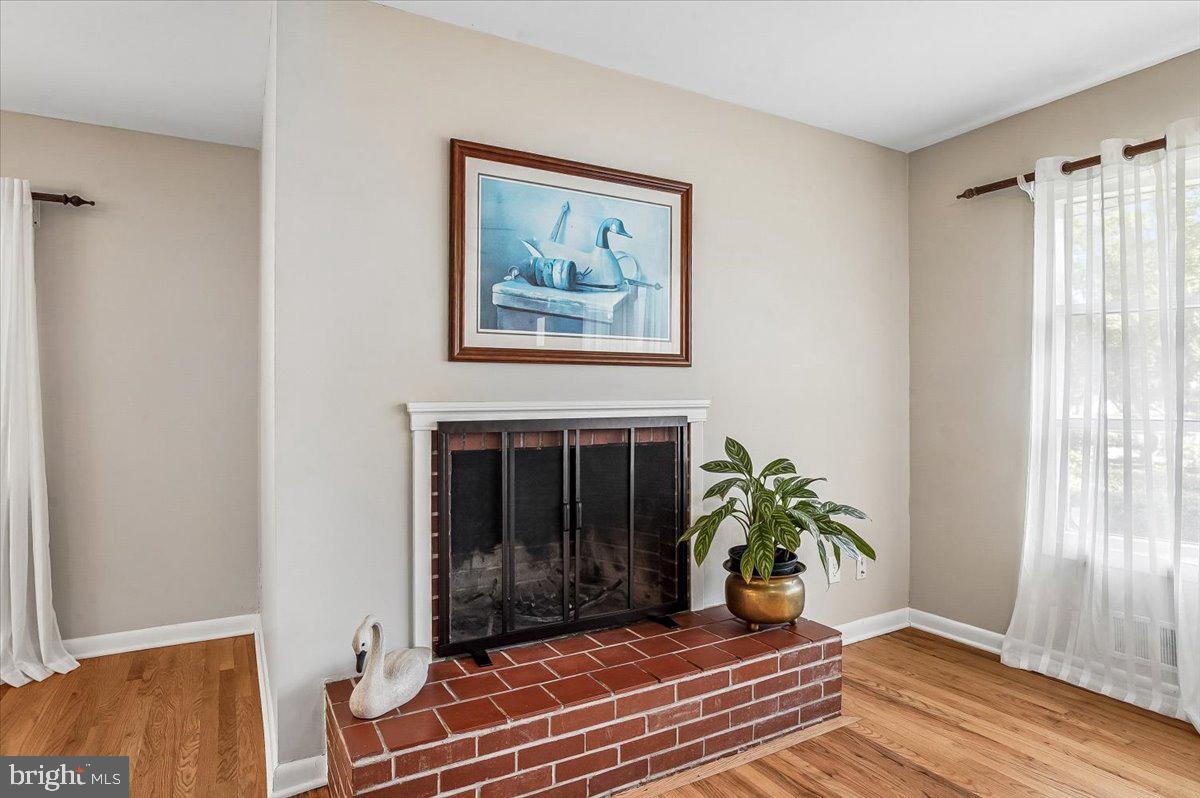 GALESVILLE - Residential