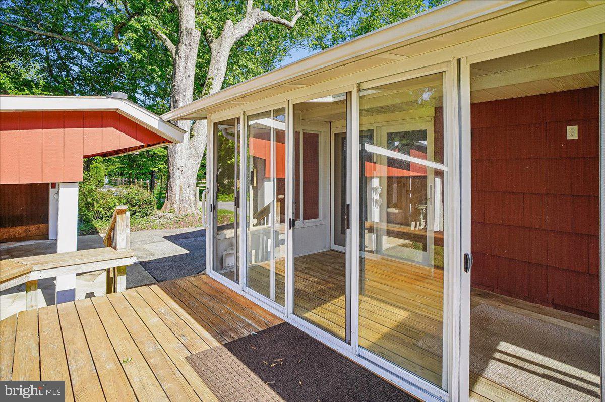 GALESVILLE - Residential