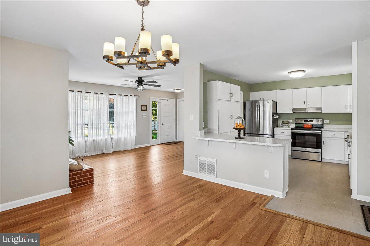 GALESVILLE - Residential