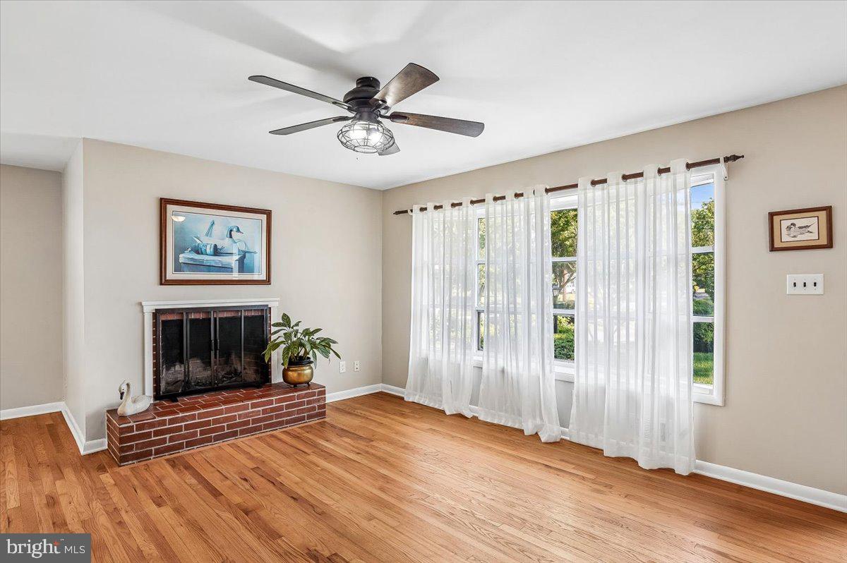 GALESVILLE - Residential