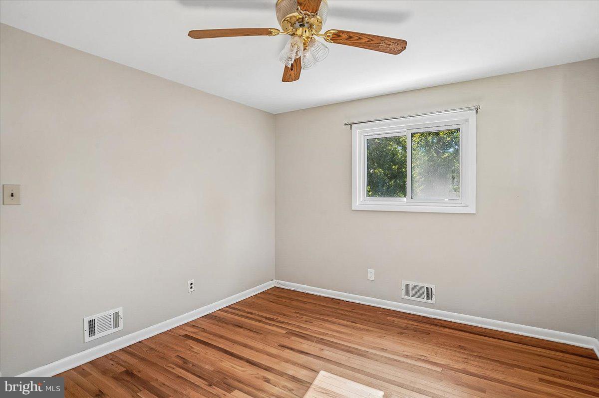 GALESVILLE - Residential