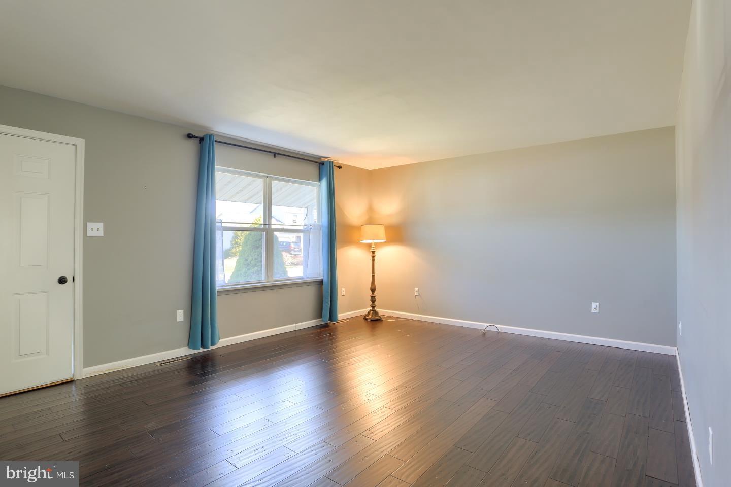 PINE ACRES - Residential