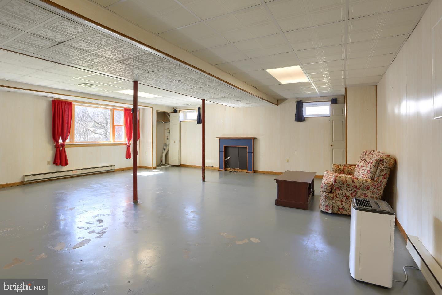 PINE ACRES - Residential