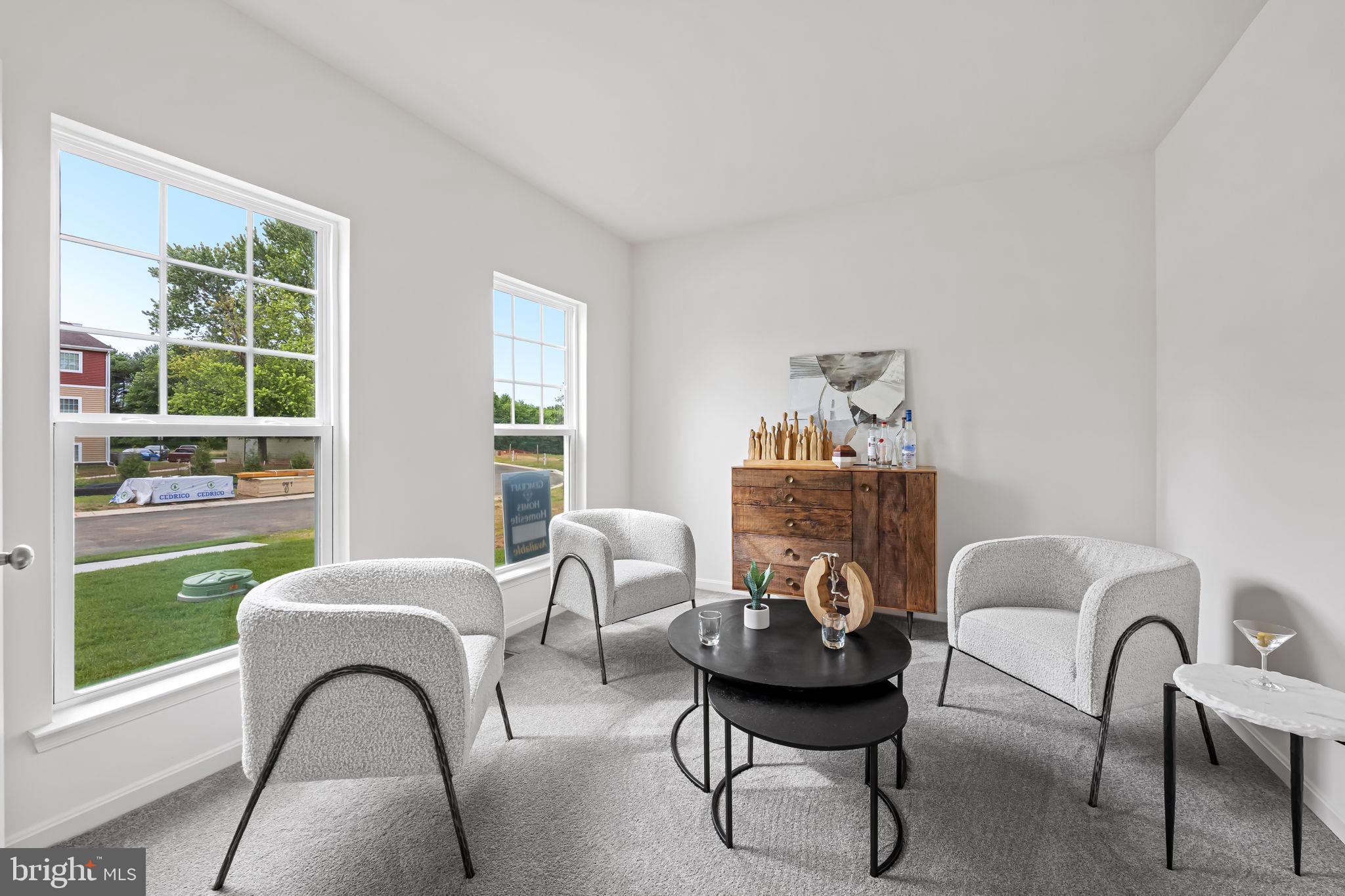 RICHMOND HILLS - Residential